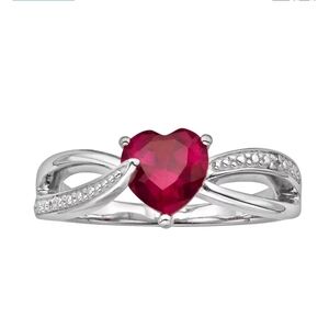 Heart-Shaped Red Gemstone Silver Ring